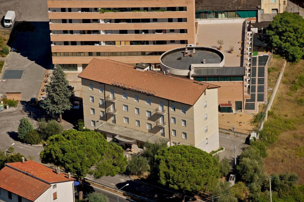 Hotel Tirrenus Perúgia Exterior foto